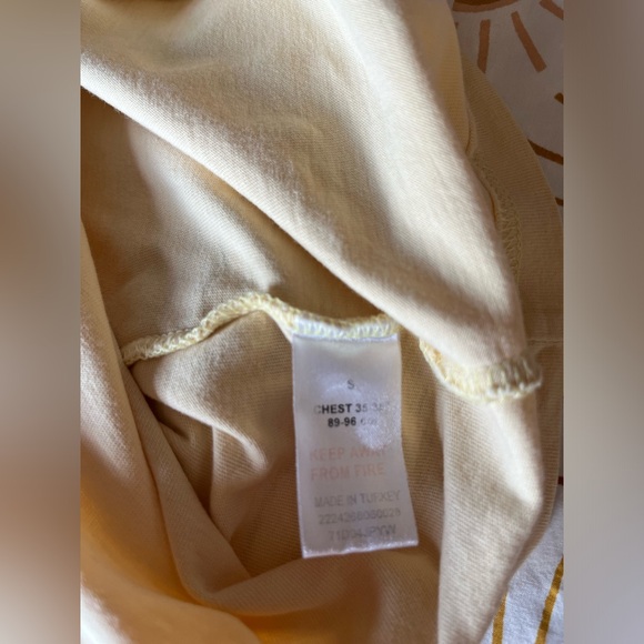 Topman “Burger Belly” graphic short sleeve t-shirt..mellow yellow unisex size S - Picture 4 of 4